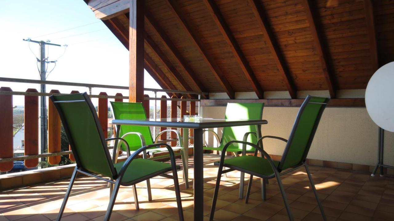 Les Brimbelles Appartement Hottviller Buitenkant foto