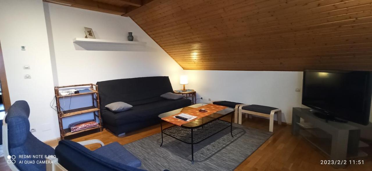 Les Brimbelles Appartement Hottviller Buitenkant foto