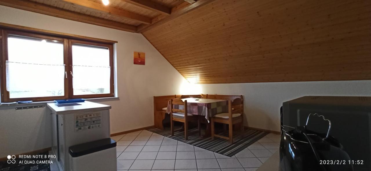 Les Brimbelles Appartement Hottviller Buitenkant foto